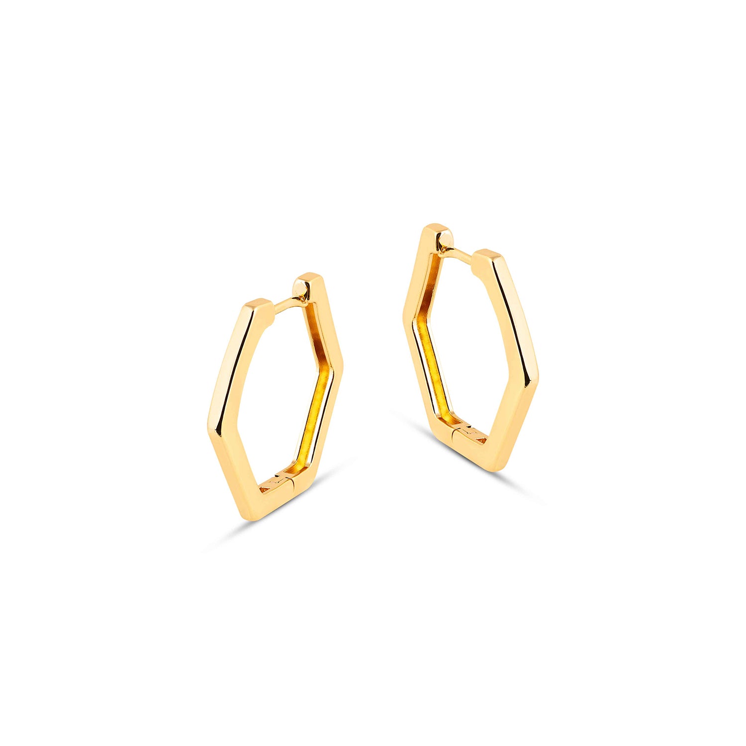 Everyday styling just got easier with our head-turning hexagonal hoop earrings.